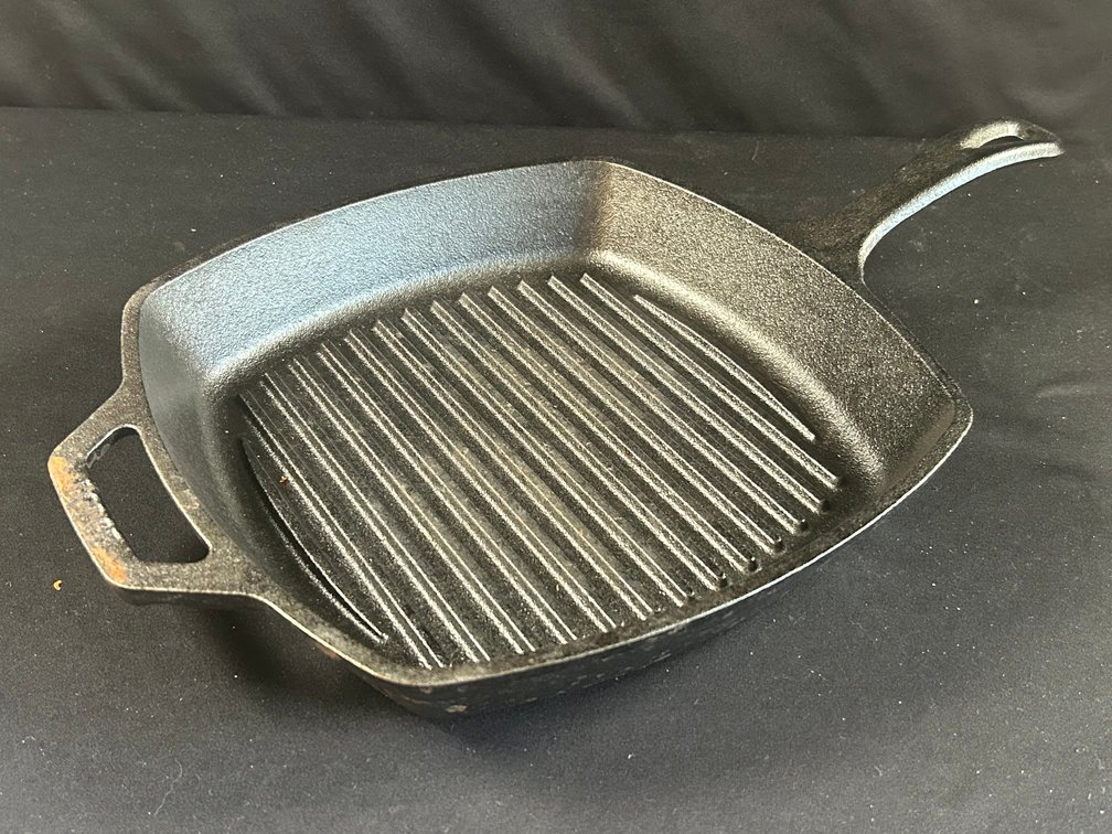 Lodge 10.5" Cast Iron Grill Pan