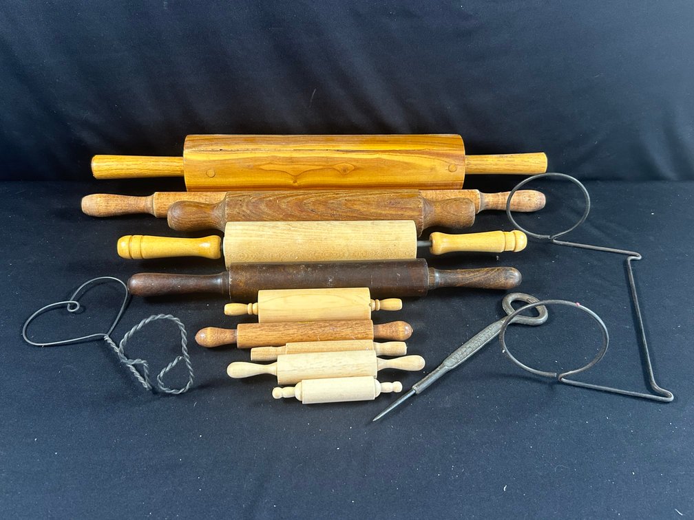 Mini to Standard Rolling Pins with Hanger