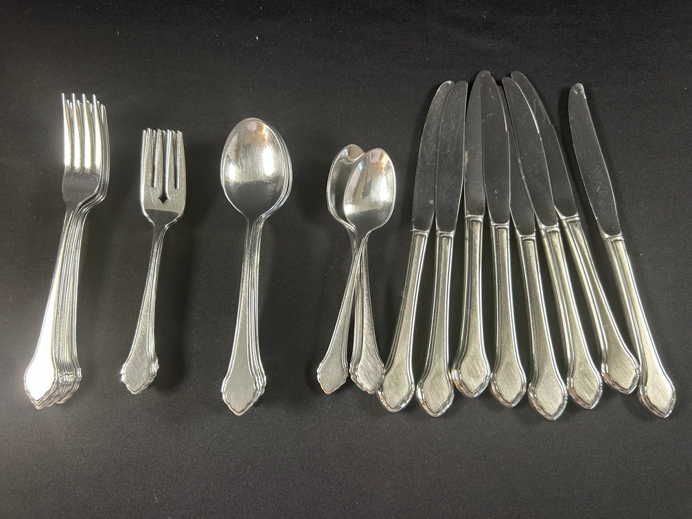 Oneida Flatware