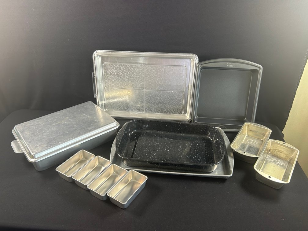 Loaf, Cake, & Casserole Pans