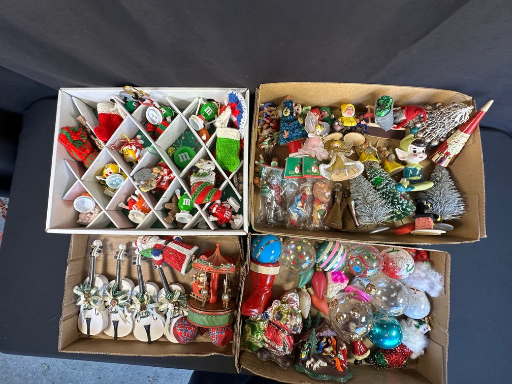 Christmas Ornaments, Holiday Figurines, and Decorations