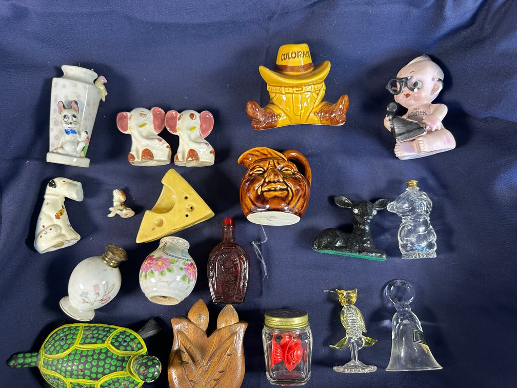 Novelty Figurines, Shakers, Glassware, and Miniature Decor