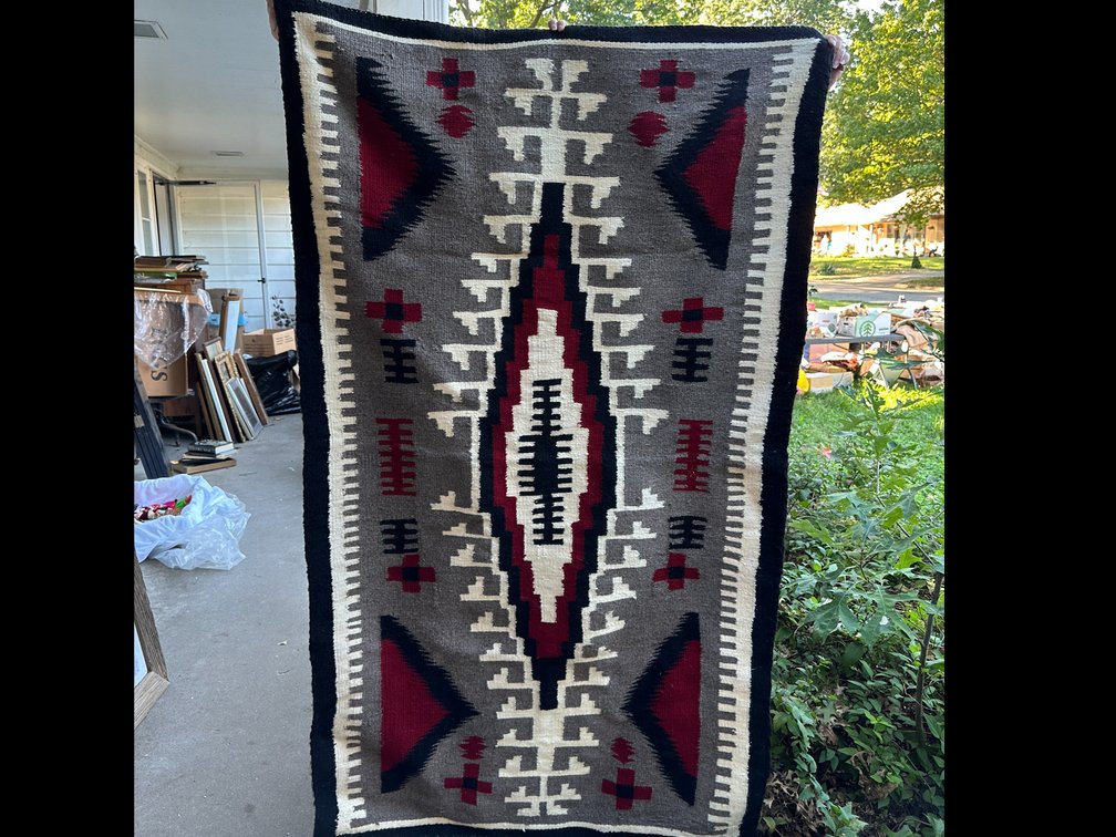 Southwestern Geometric Pattern Woven Wool Rug