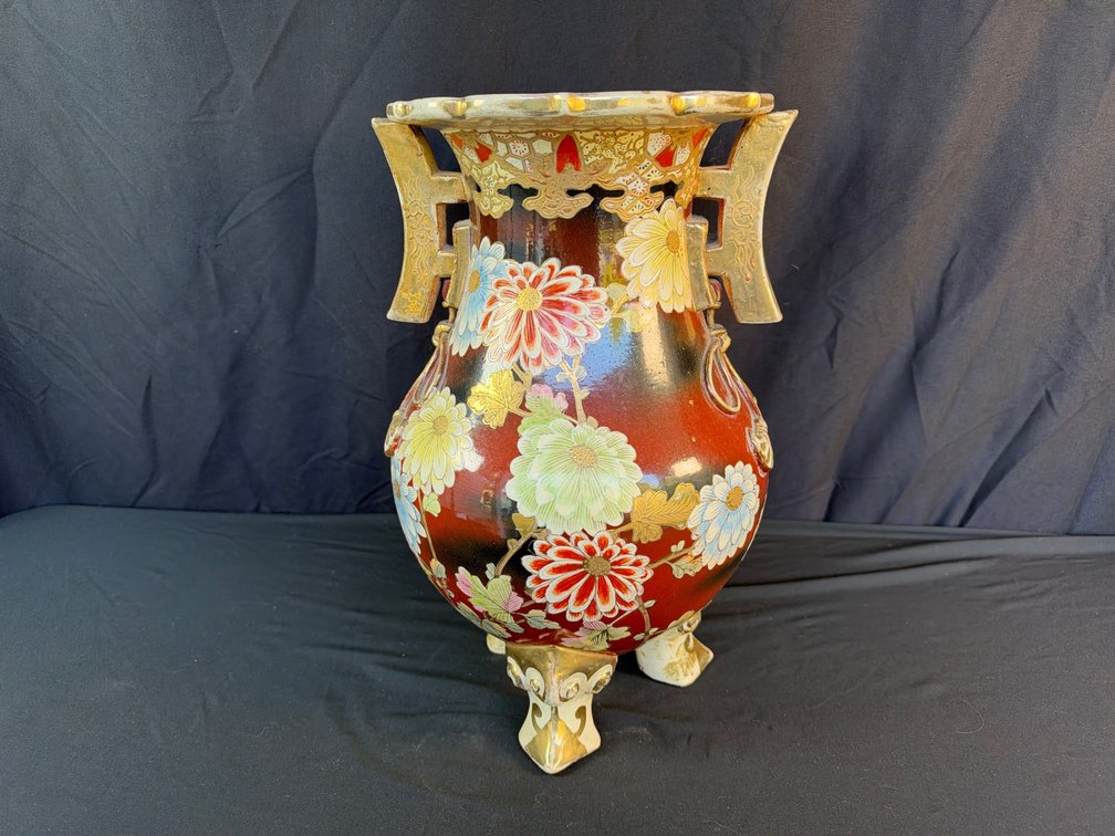 Ceramic Tripod Urn Vase with Chrysanthemum Motif