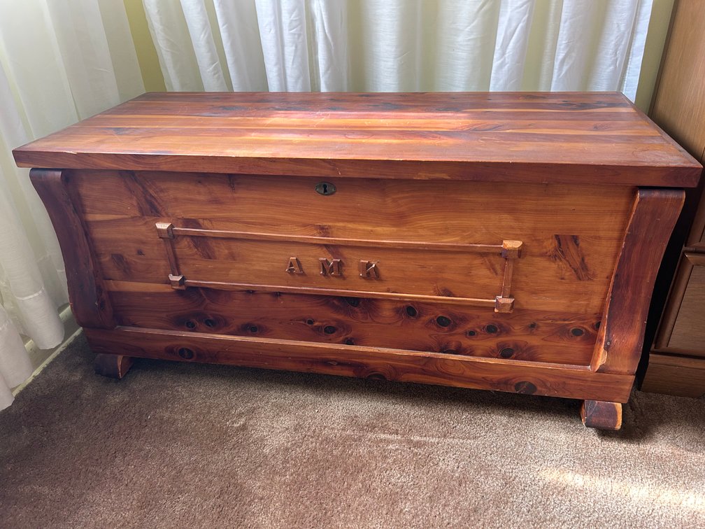 Cedar Chest with Drawer Insert