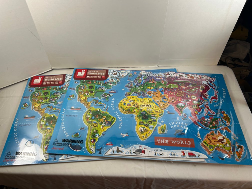 Magnetic World Map  (2)
