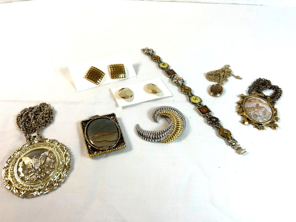 Goldtone and Brown Stone Jewelry