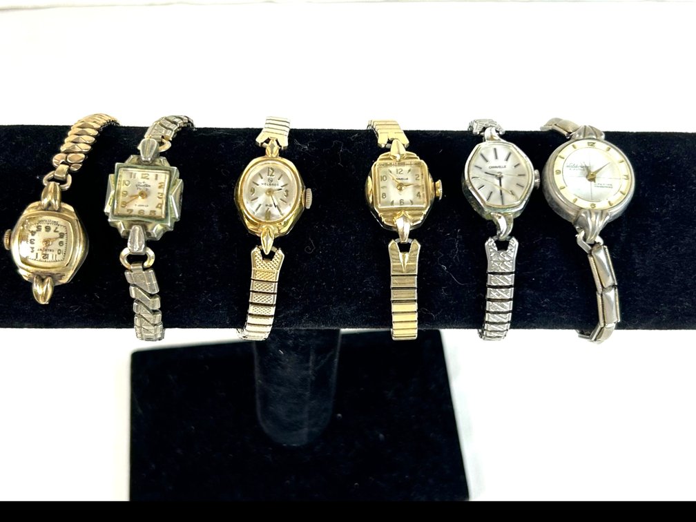 Vintage Women's Watches (6)