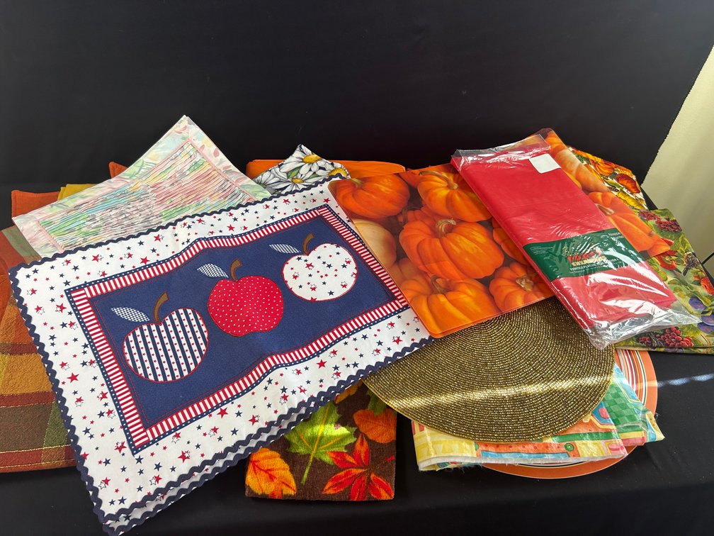 Placemats & Tablecloths