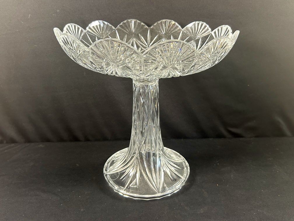 Towle Lead Crystal Pedestal Compote Centerpiece