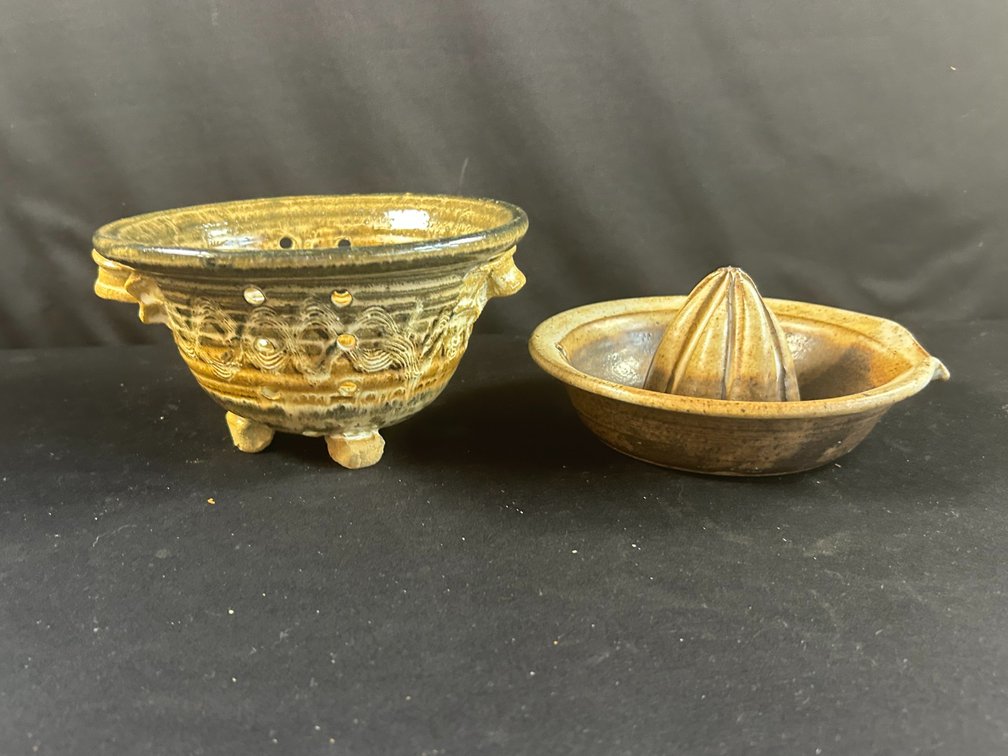 Pottery Strainer & Juicer