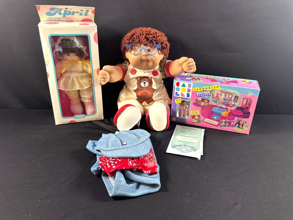 "Kevin" Cabbage Patch Doll with Clothes, Caboodles, April