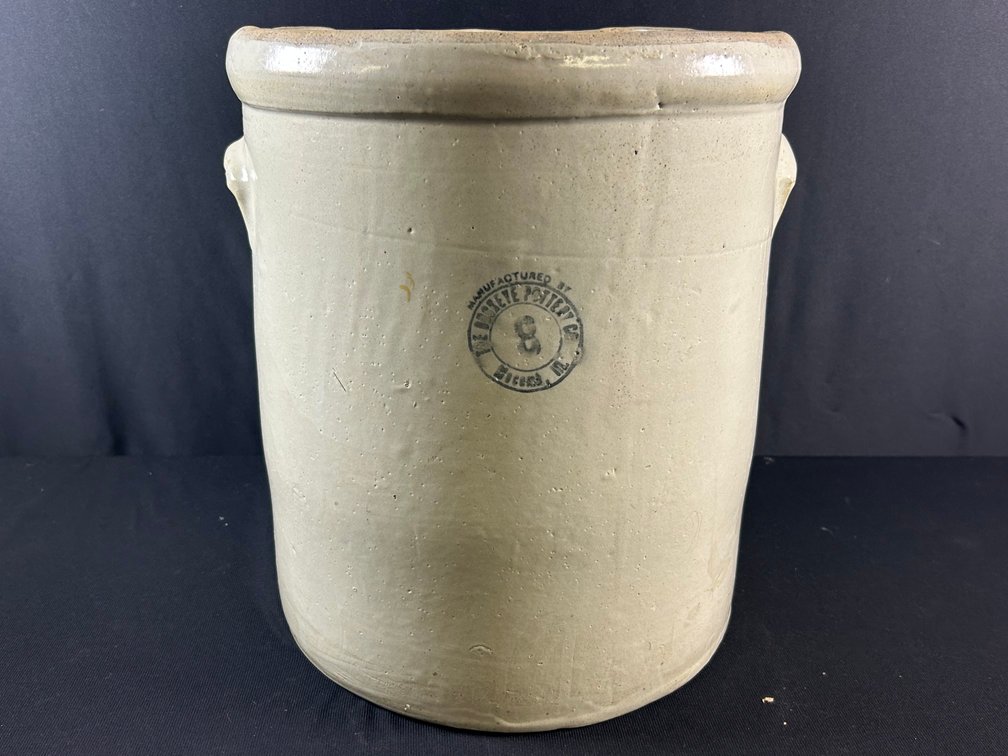Buckeye Pottery 8 Gallon Crock