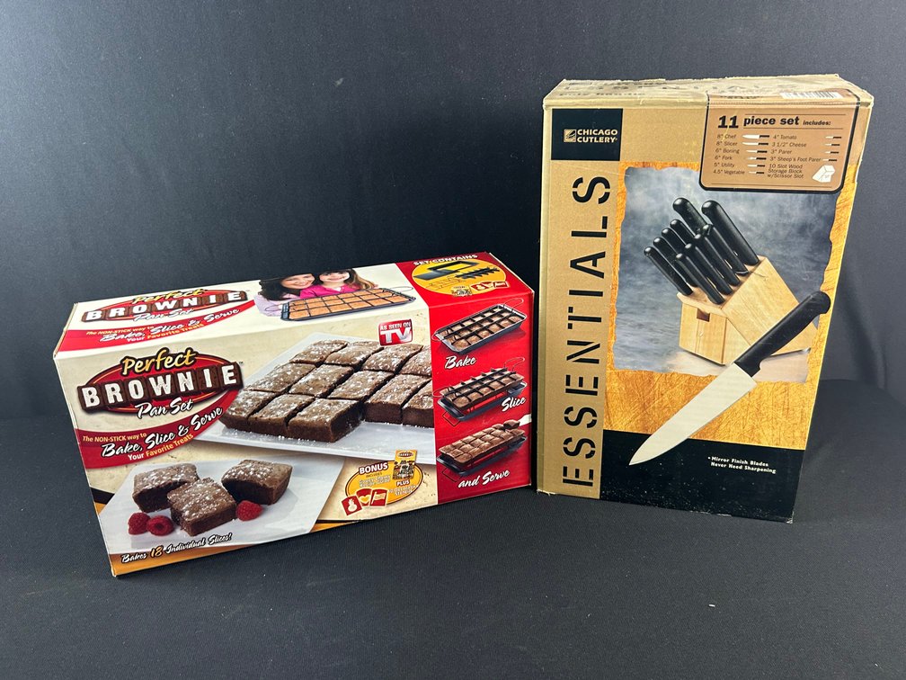 Chicago Cutlery Knife Set with Perfect Brownie Pan Set