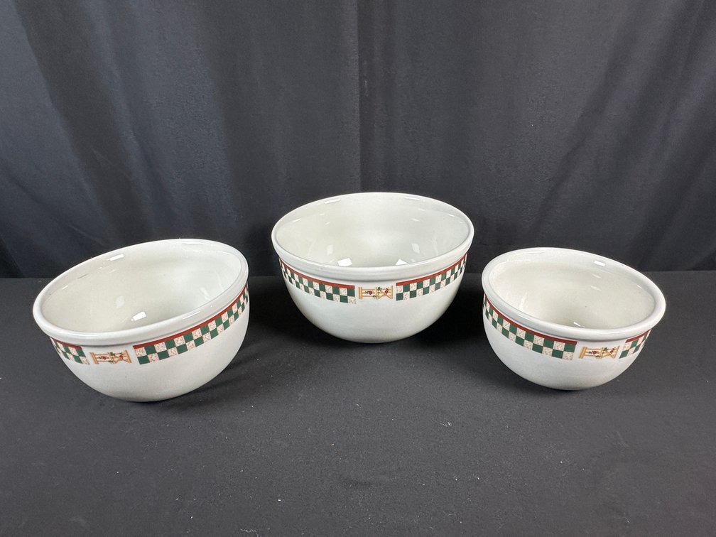 Betty Crocker Country Inn Collection Stoneware Mixing Bowls