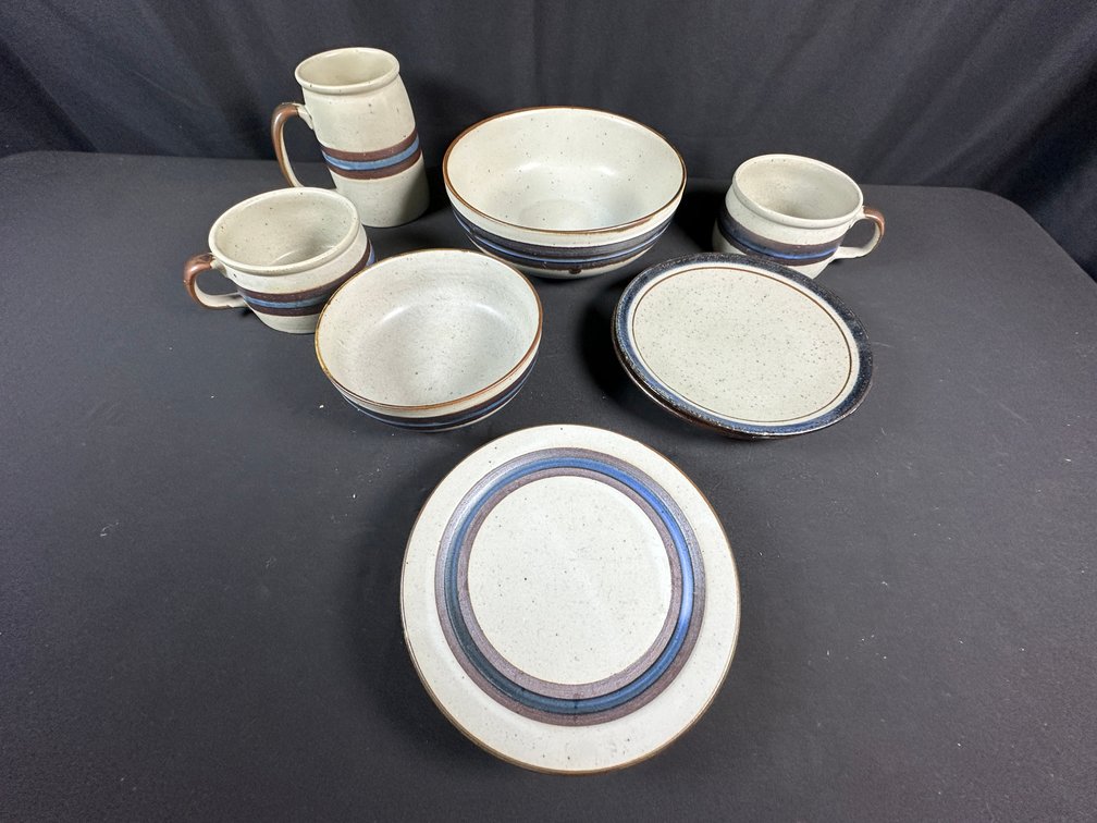Otagiri Horizon Speckled Stoneware Dish Set