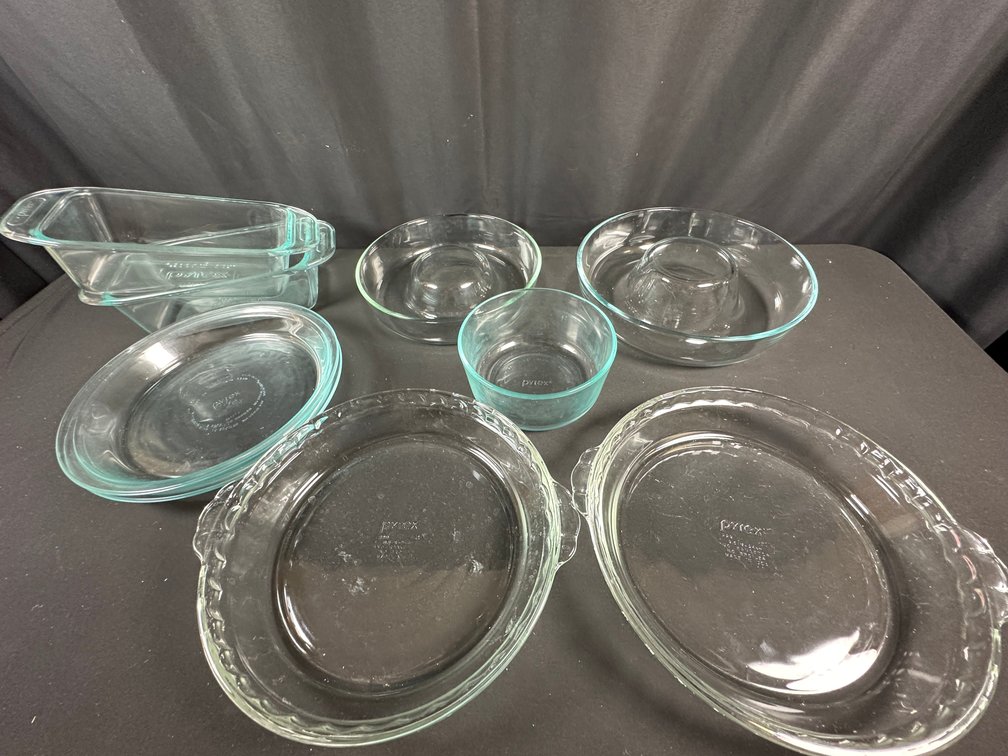 Clear Glass Bakeware, Loaf Pans, Pie Plates, and Lids
