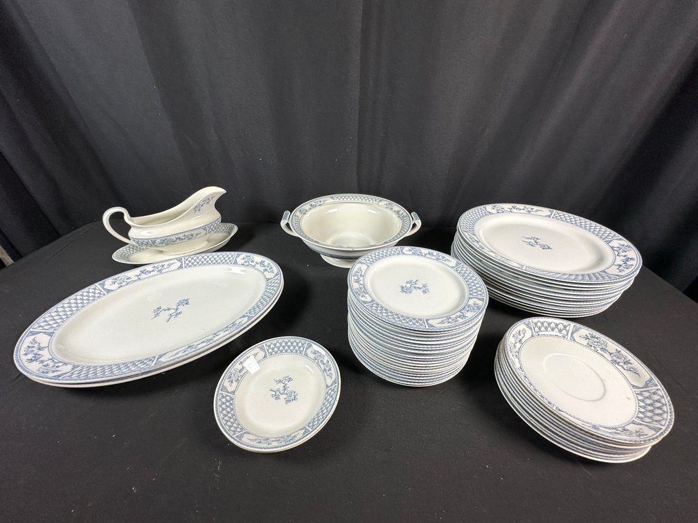 Johnson Bros The Exeter Blue and White Dinnerware Set