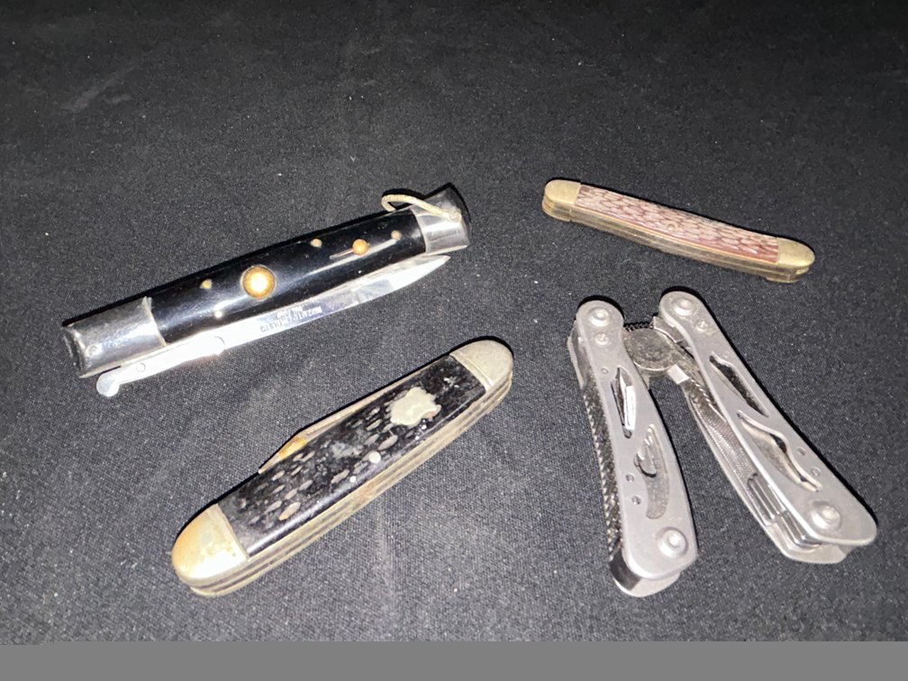Folding Pocket Knives