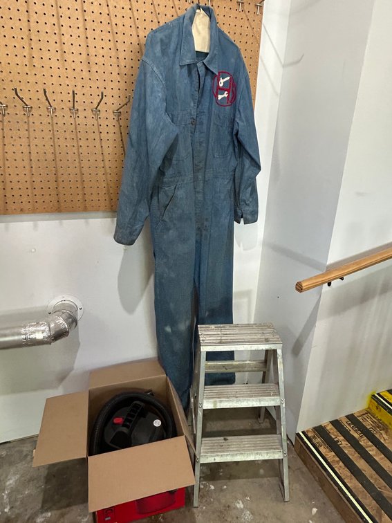 Craftsman Wet Dry Vac - Aluminum 2 Step Folding Ladder - SHS Work Coveralls