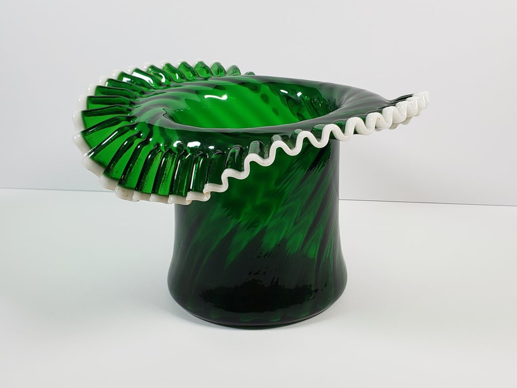 Emerald Green Swirl Glass Top Hat Vase with White Crest
