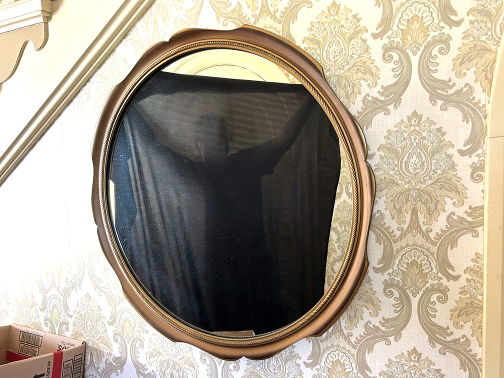 Oval Wall Mirror in Scalloped Gold-Tone Frame