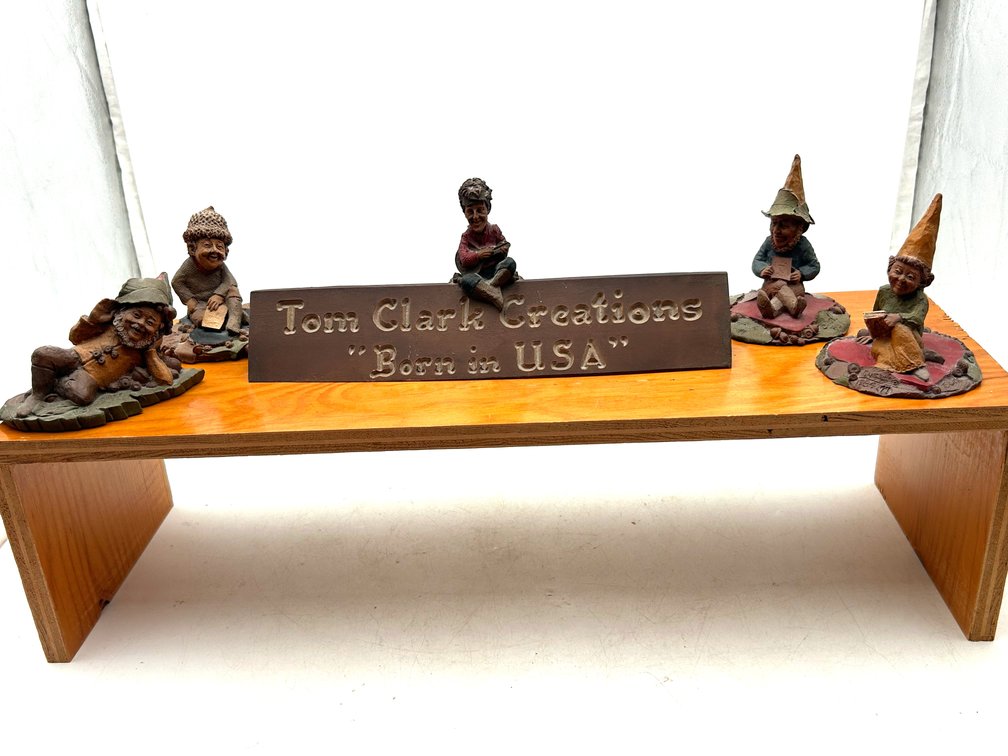 Tom Clark Sign and Gnomes