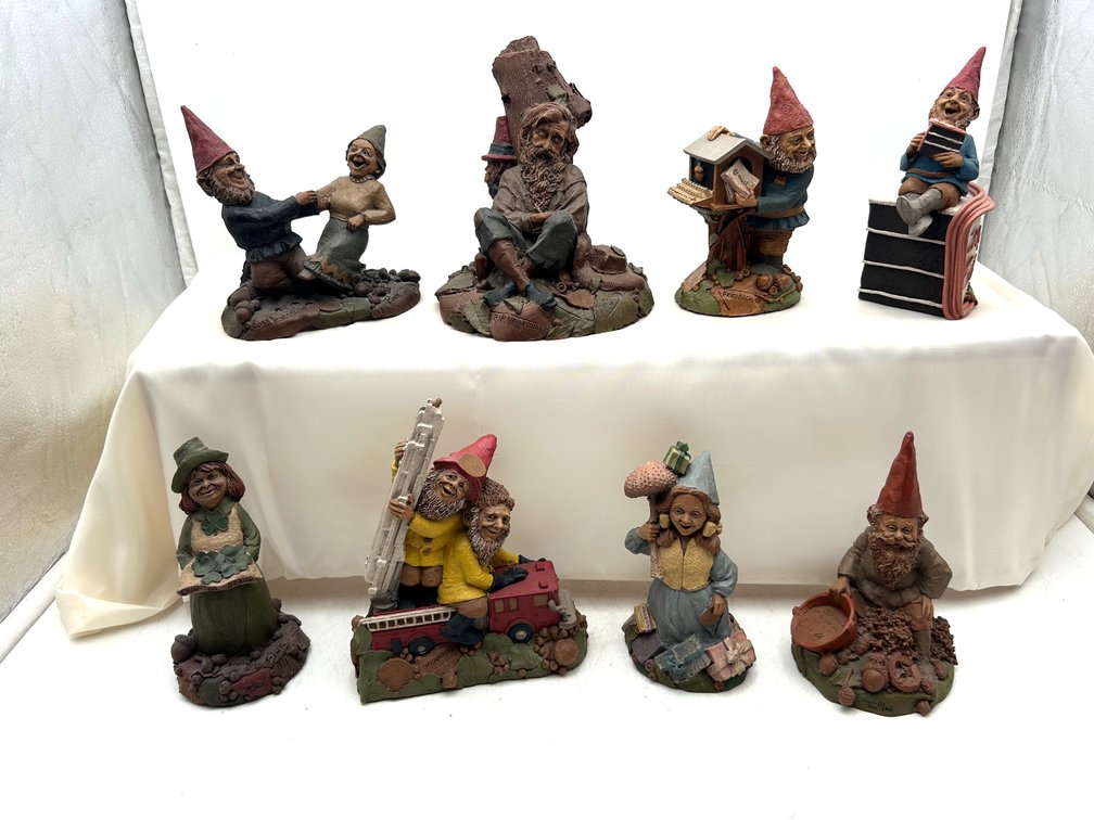 Variety of Tom  Clark Gnomes
