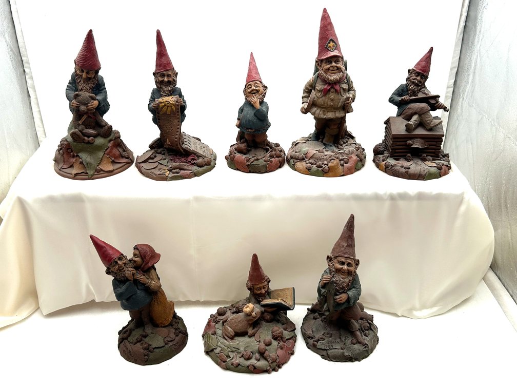 Tom Clark Gnome Group