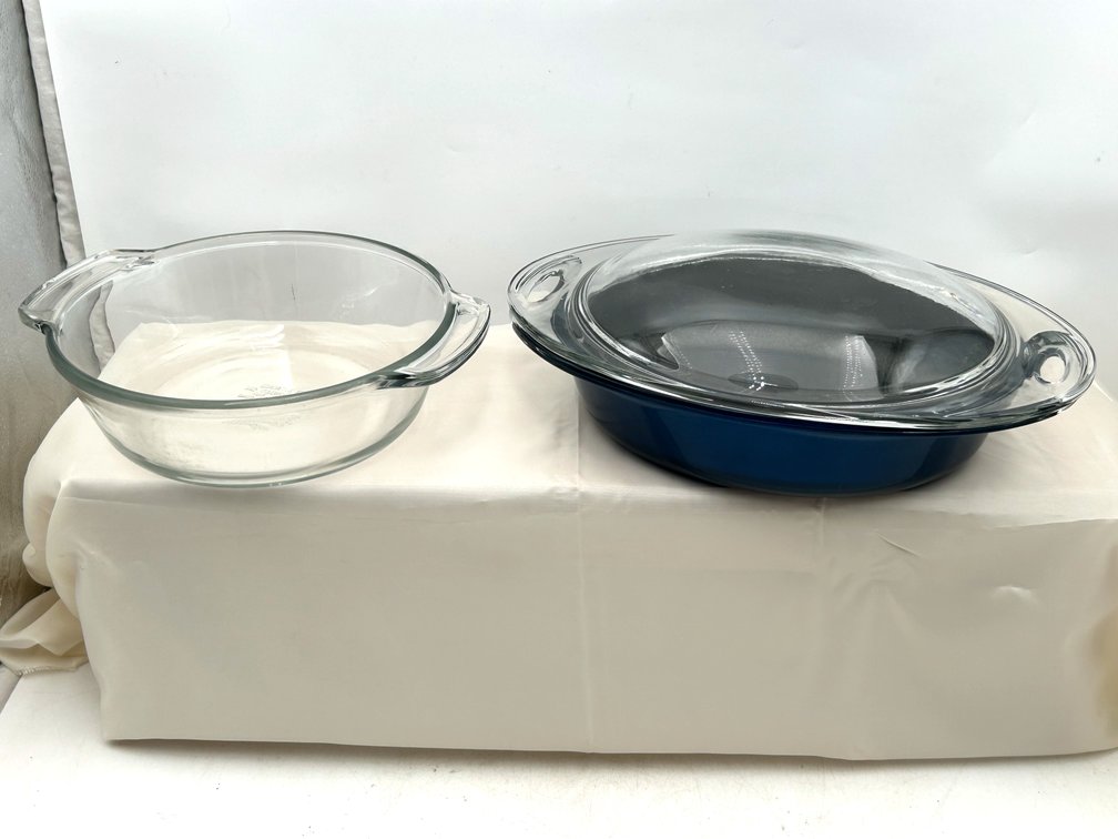 Anchor Hocking Casseroles (2)