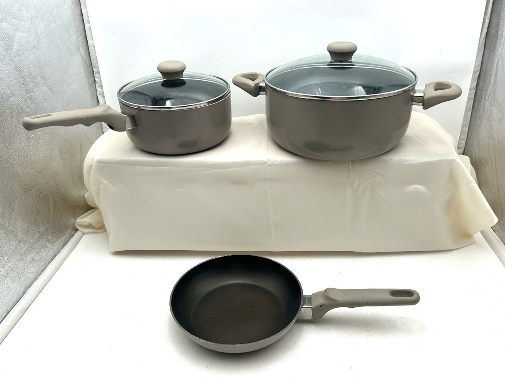 Wearever Pots and Skillet