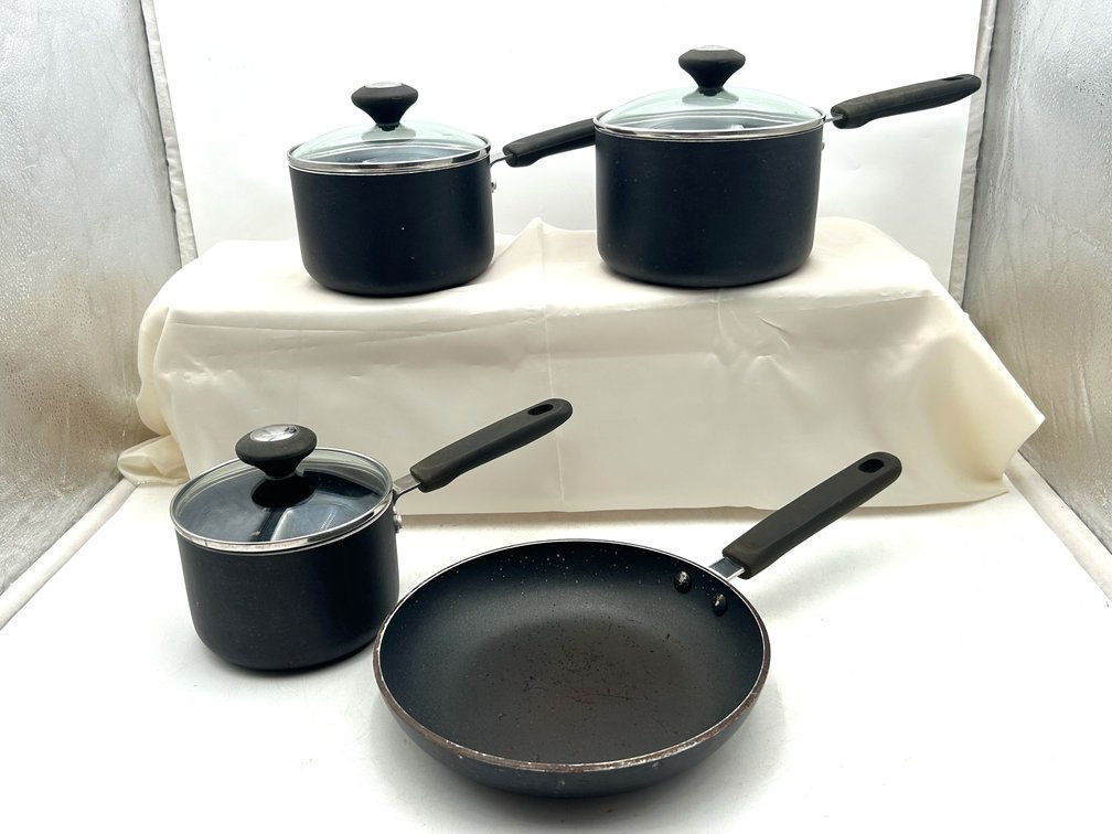 The Main Ingredient Plus Pots and Pans
