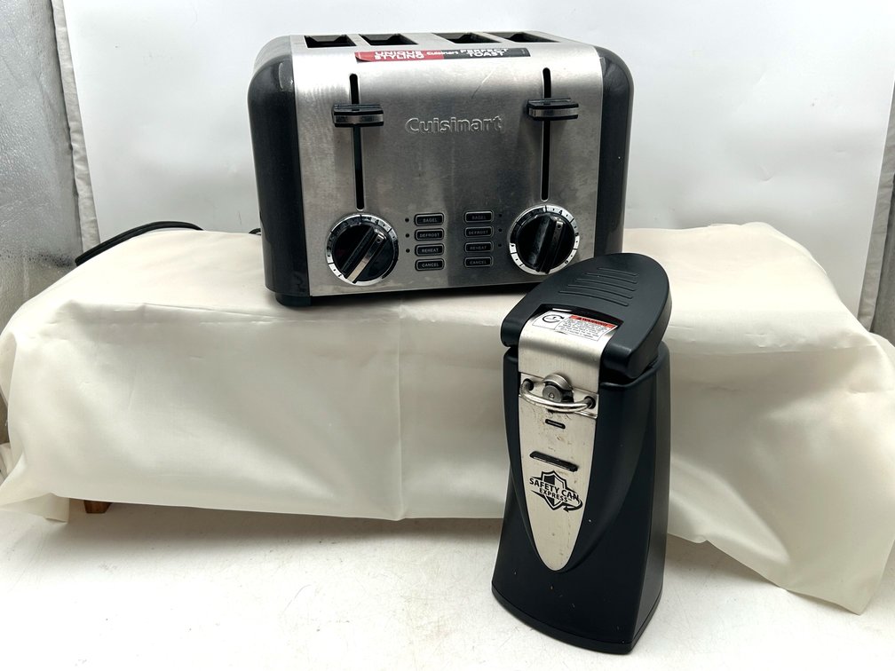 Cuisinart Toaster with Can Opener