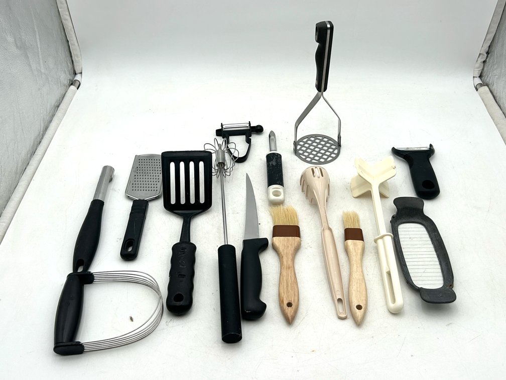 Black-Handled Kitchen Tools