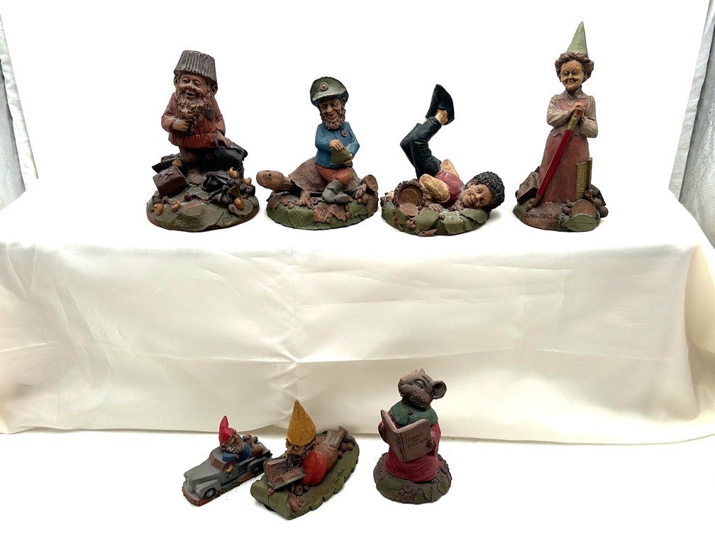Tom Clark School Gnomes & More