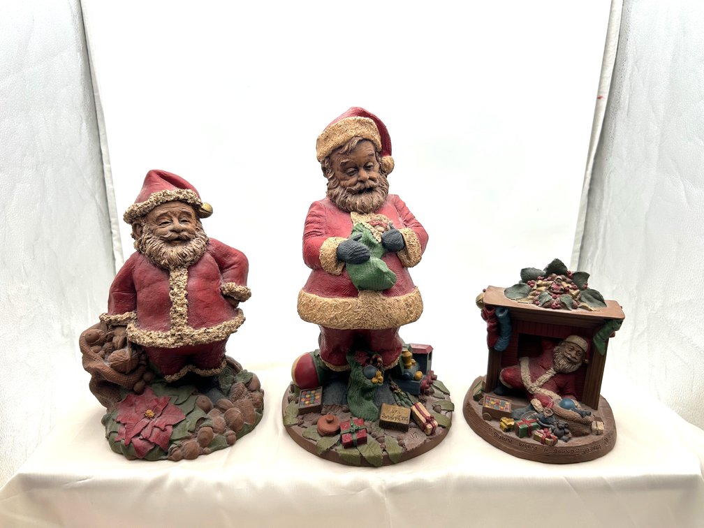Tom Clark Santas & Chimney