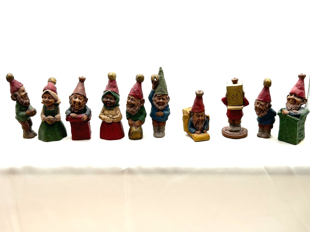Tom Clark Letter Gnomes