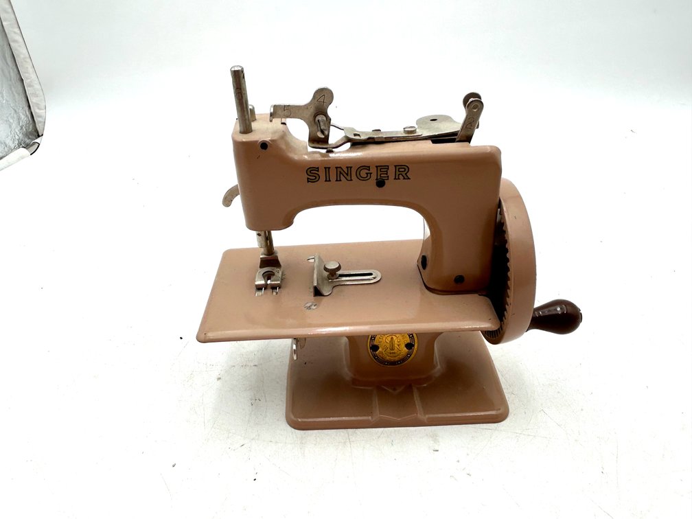 Singer Child's Sewing Machine