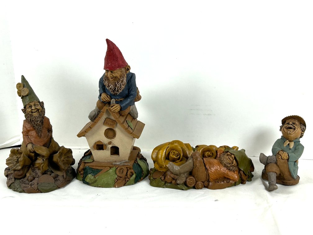 Tom Clark Birdhouse & More