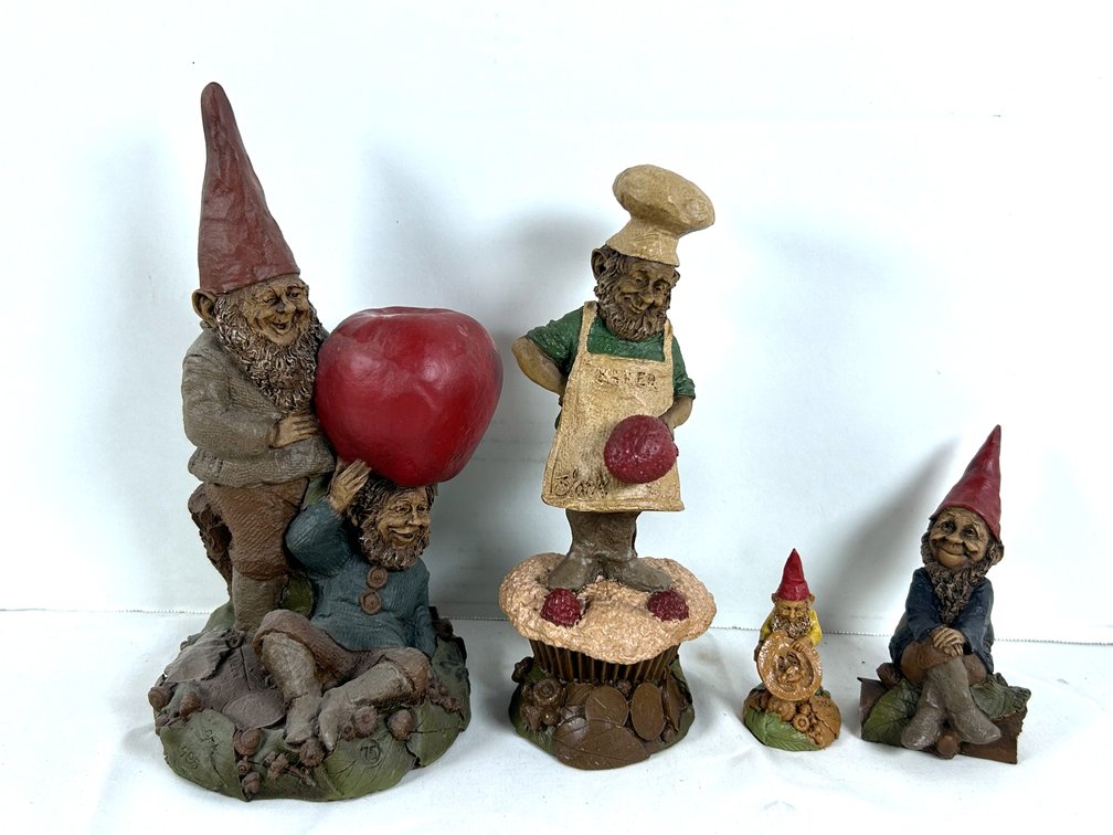 Tom Clark Gnomes with Fruit