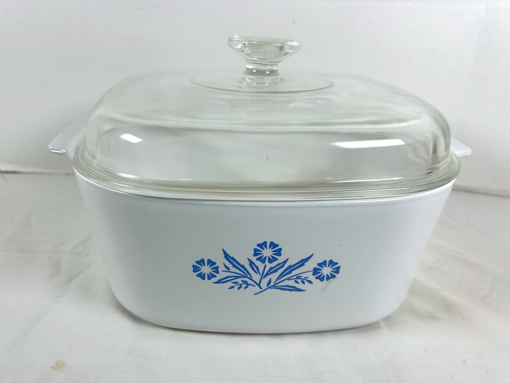 Cornflower Corningware Casserole with Lid