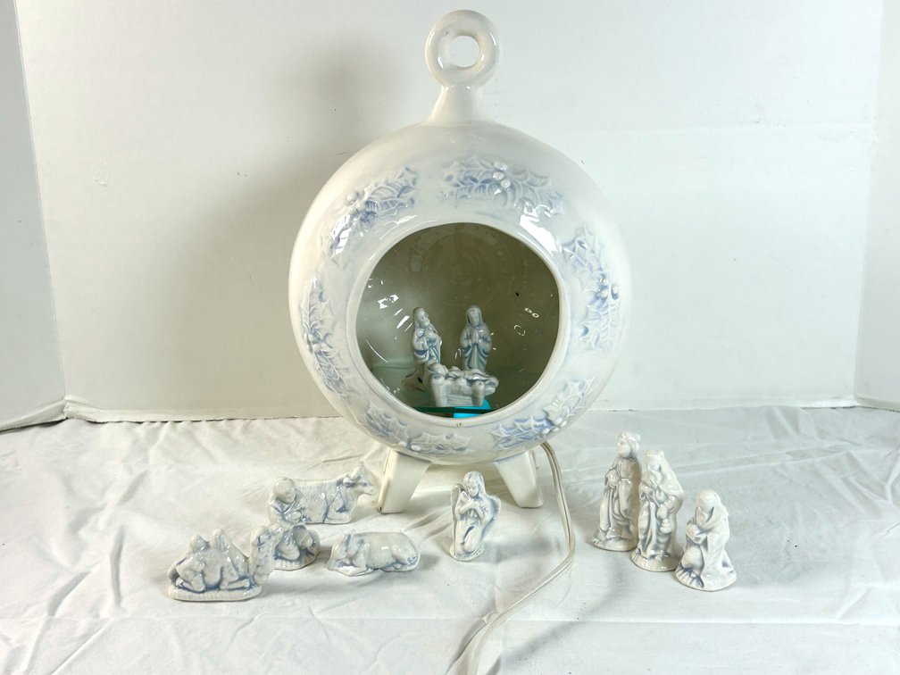 Christmas Ornament Style Nativity