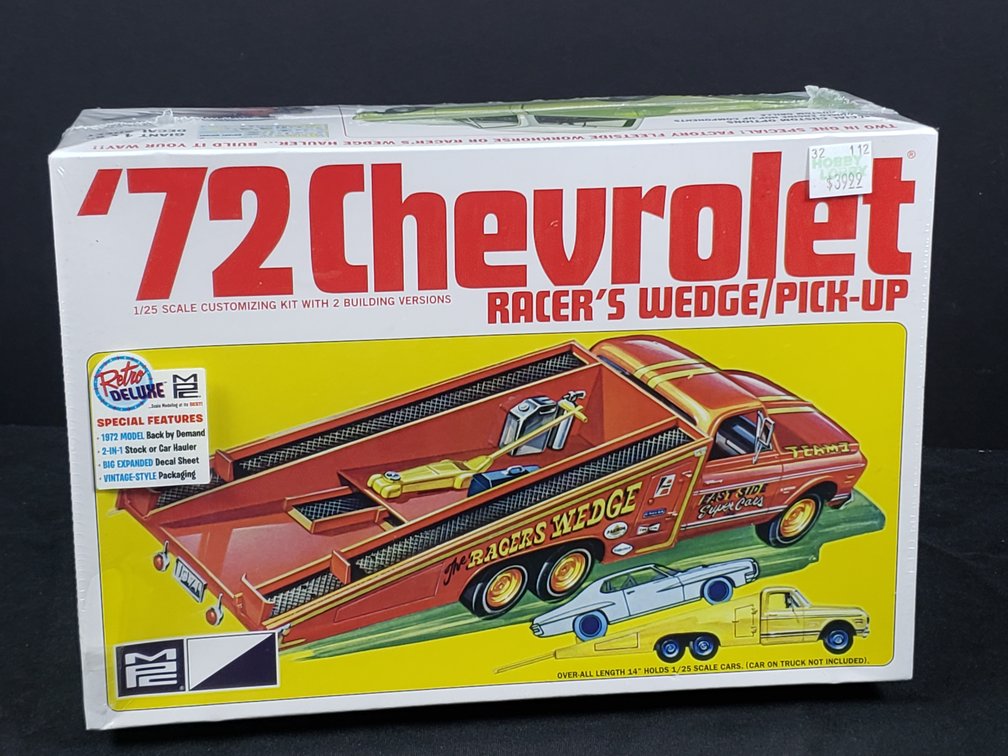 MPC '72 Chevrolet Racer's Wedge Pick-Up 1/25 Scale Model Kit