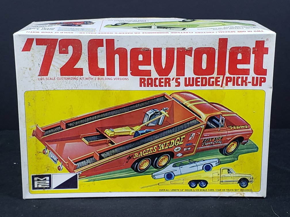 MPC '72 Chevrolet Racer's Wedge Pick-Up 1/25 Scale Model Kit