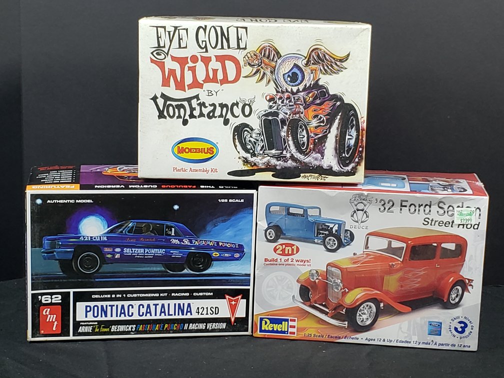 '32 Ford Sedan, '62 Pontiac Catalina, and Eye Gone Wild Model Kits