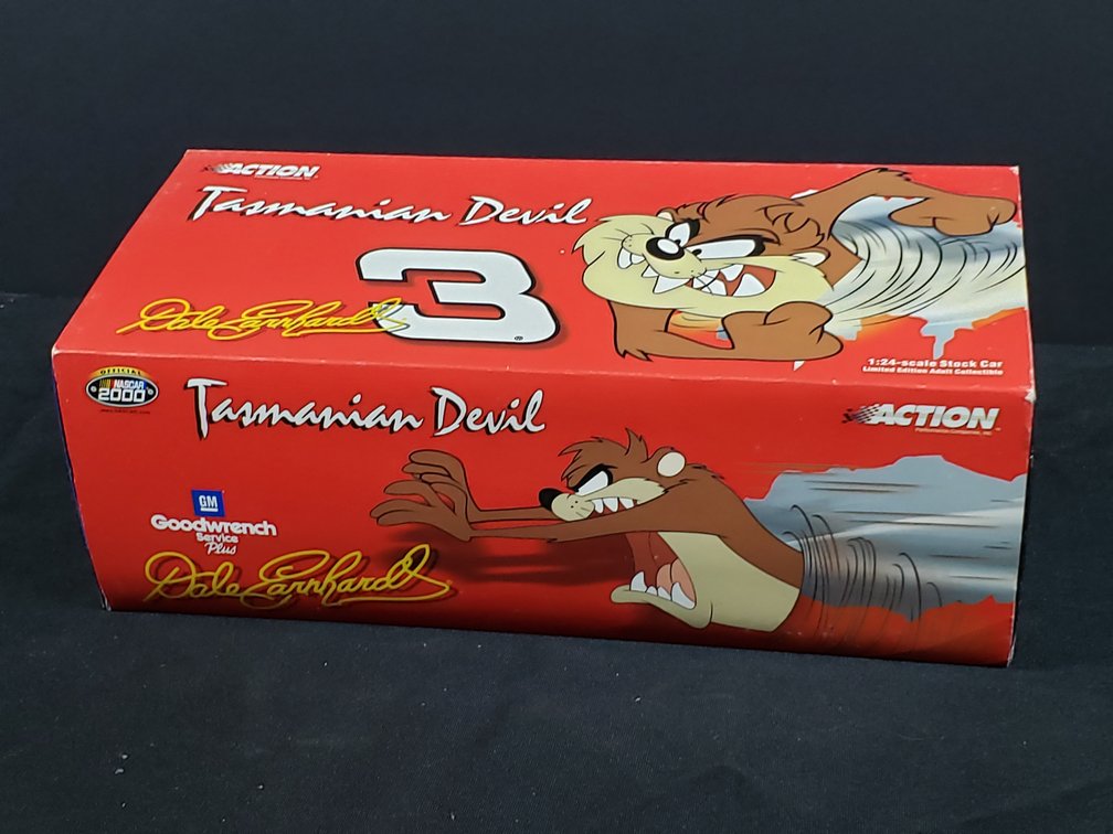 Action Dale Earnhardt #3 Taz 2000 Monte Carlo 1:24 Stock Car