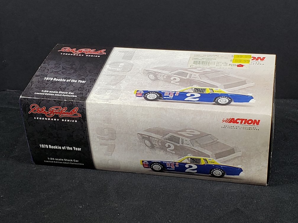 Action Dale Earnhardt #2 1979 Monte Carlo 1:24 Stock Car