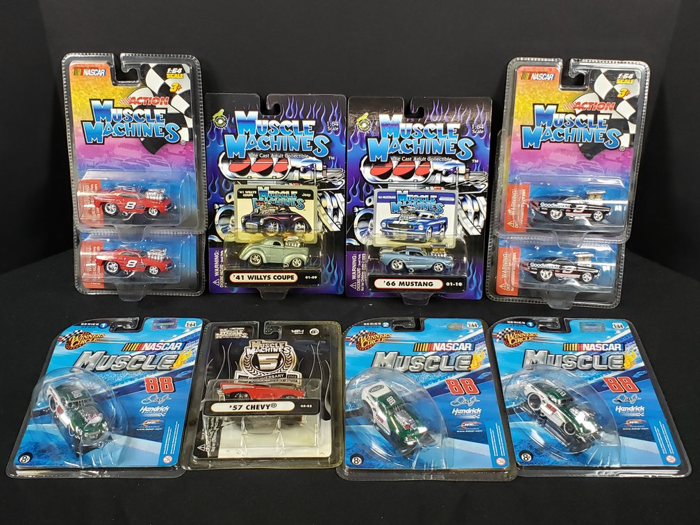 1:64 Scale Die-Cast Muscle and Stock Cars