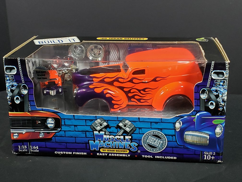 Muscle Machines '40 Sedan Delivery Diecast Model Kit