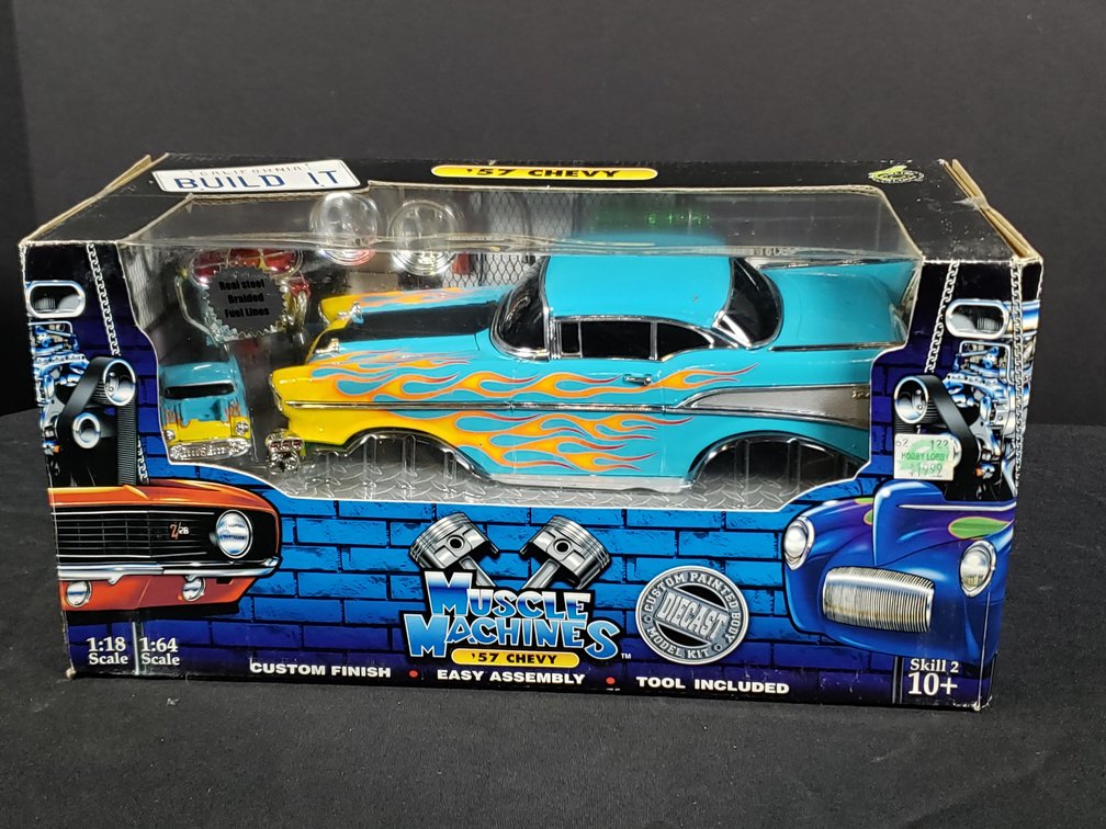 Muscle Machines '57 Chevy California Build It Diecast Model Kit